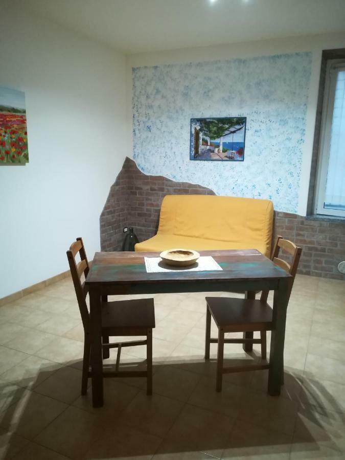 Le Camere Di Aladino 카루가테 외부 사진